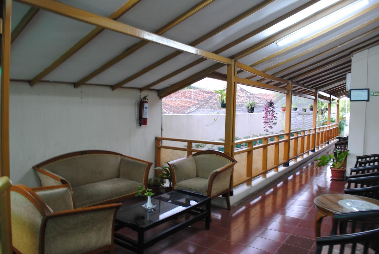 Hotel Wisata Baru Serang Ngoại thất bức ảnh